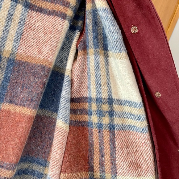 Vintage Women’s Outerwear - Picture 7 of 10